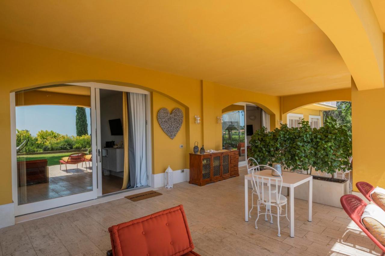 シローロ Tra Gli Alberi E Il Mare Bed & Breakfast エクステリア 写真