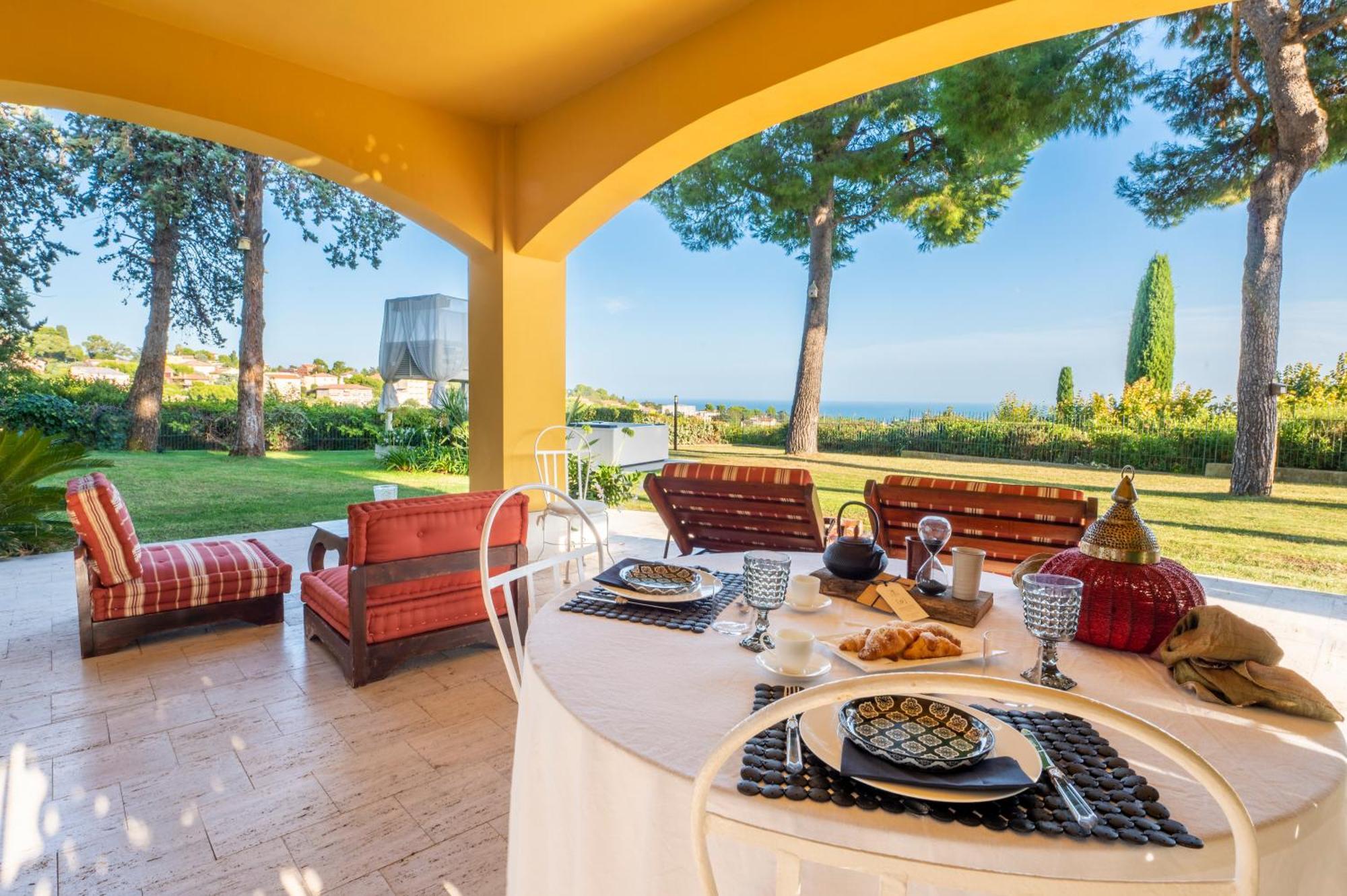 シローロ Tra Gli Alberi E Il Mare Bed & Breakfast エクステリア 写真
